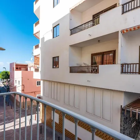 Apartment 205 Cristianos By The Beach, Center, Wifi Ac Arona (Tenerife)