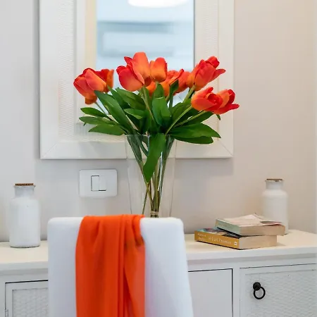 Apartment 205 Cristianos By The Beach, Center, Wifi Ac *