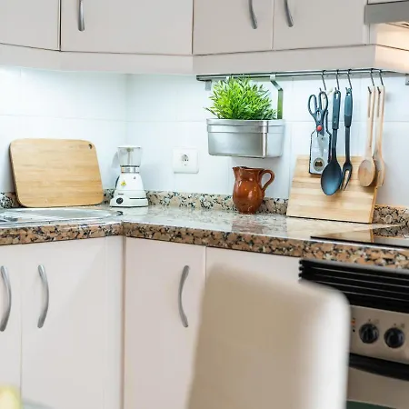 Apartment 205 Cristianos By The Beach, Center, Wifi Ac *